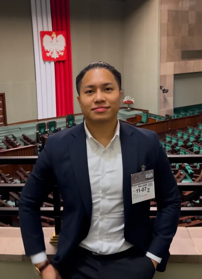 Cleven Chang in the chamber of the Parliament of Poland, Warsaw